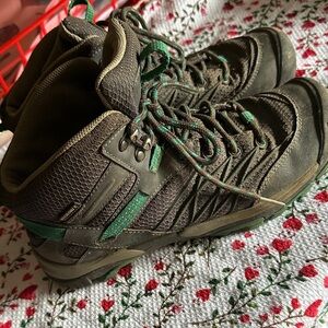 Keen Olive and Forest Green Hiking Shoes